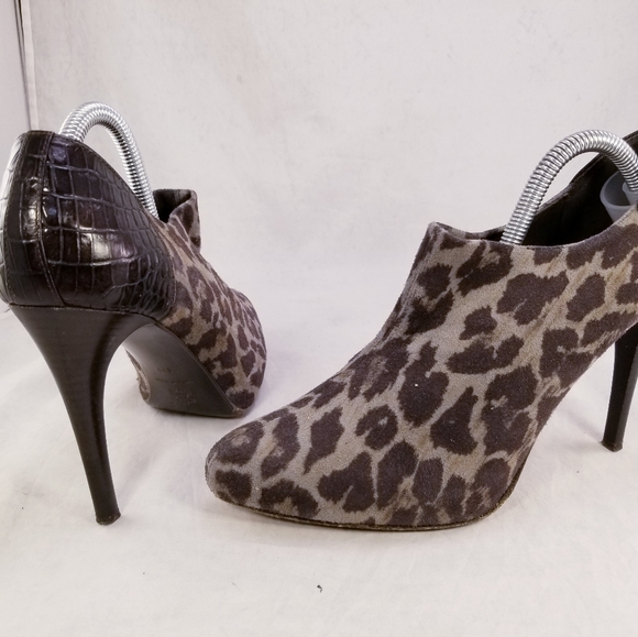 DONALD J. PLINER WOMAN LEOPARD ANKLE BOOTS POINTED TOE SIZE 9 M BROWN CROCODILE - Picture 4 of 12